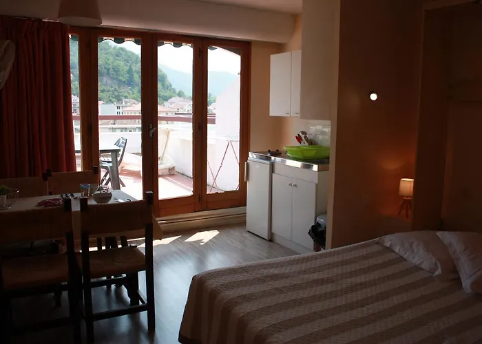 Hotel Grand Reine 3*
