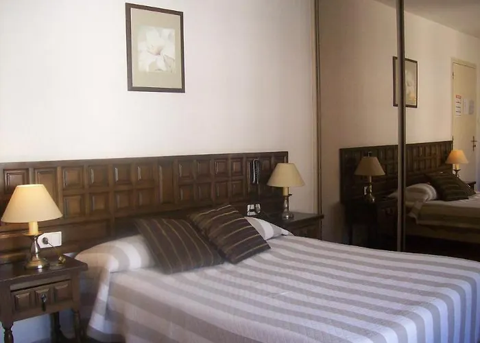 Hotel Grand Reine 3*