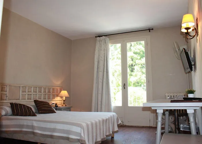 Grand Reine Hotel